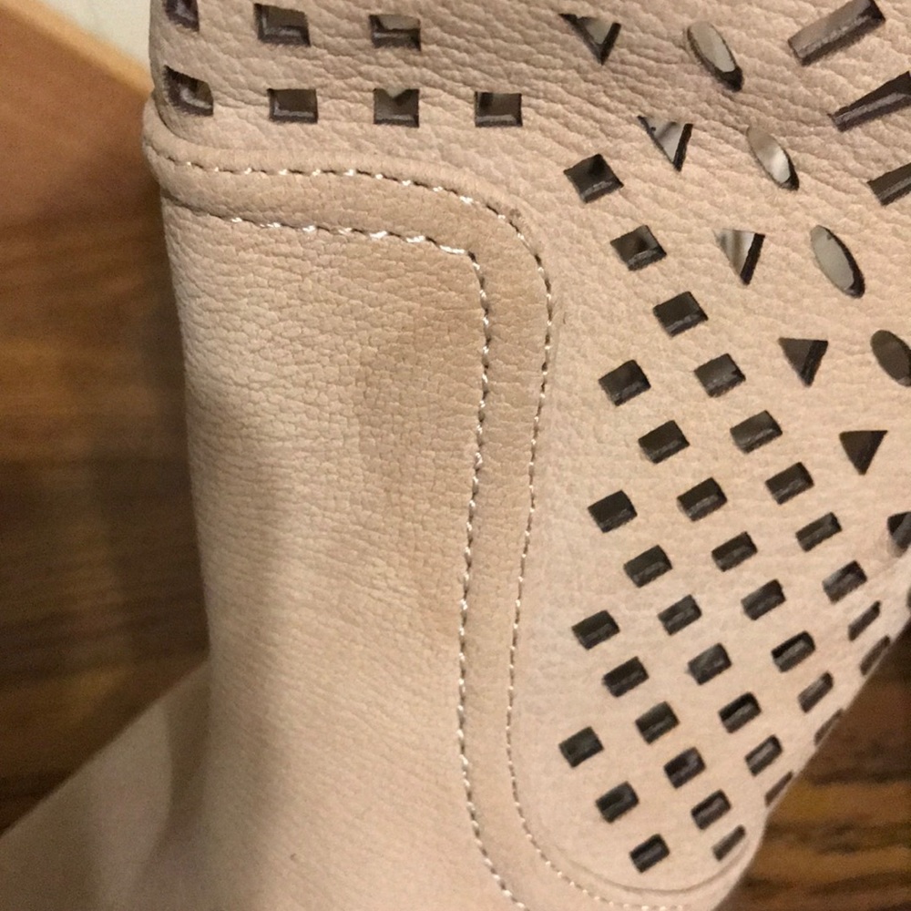 Booties - Picture 3 of 6
